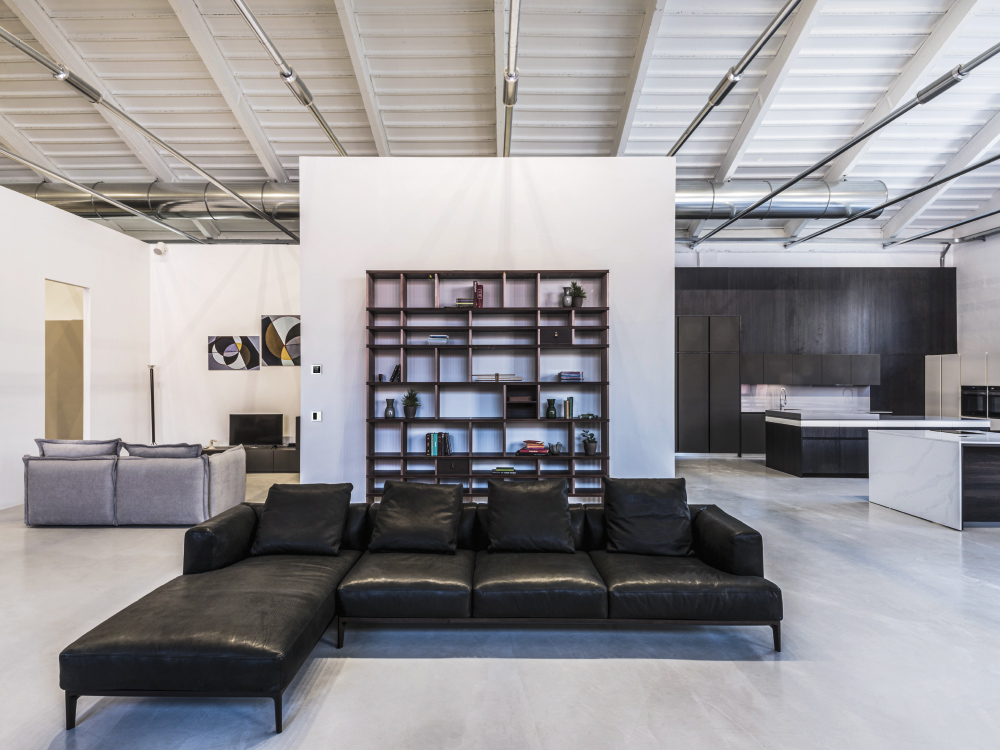 Ekinex Commercial Space 01