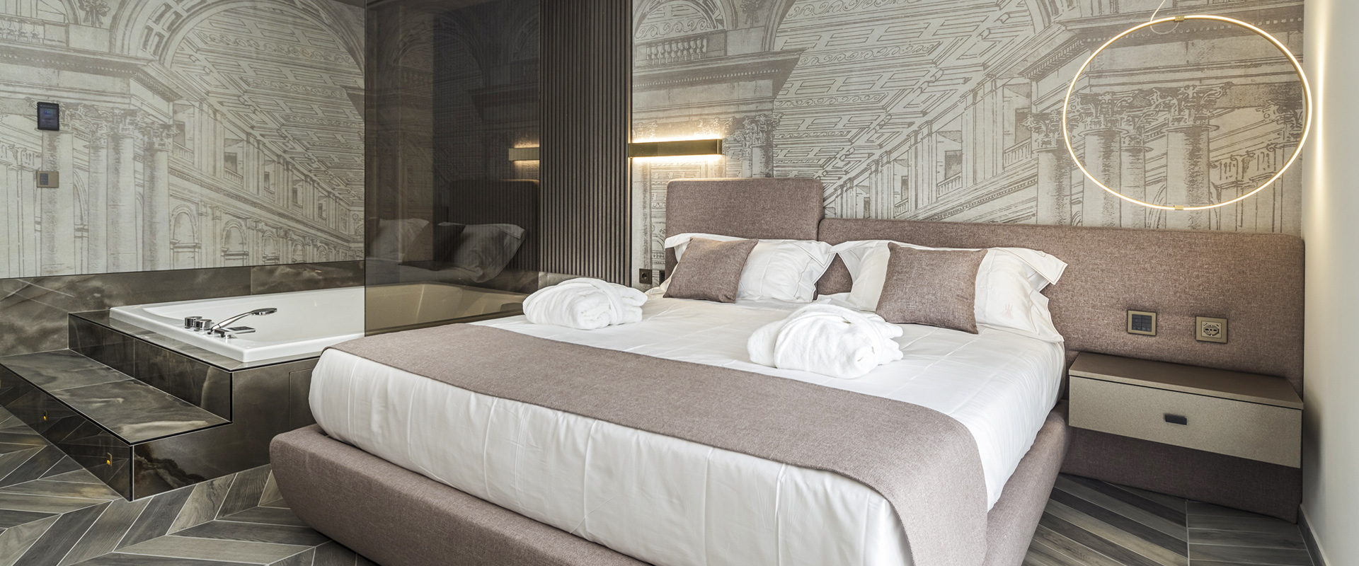 Guestrooms and suites