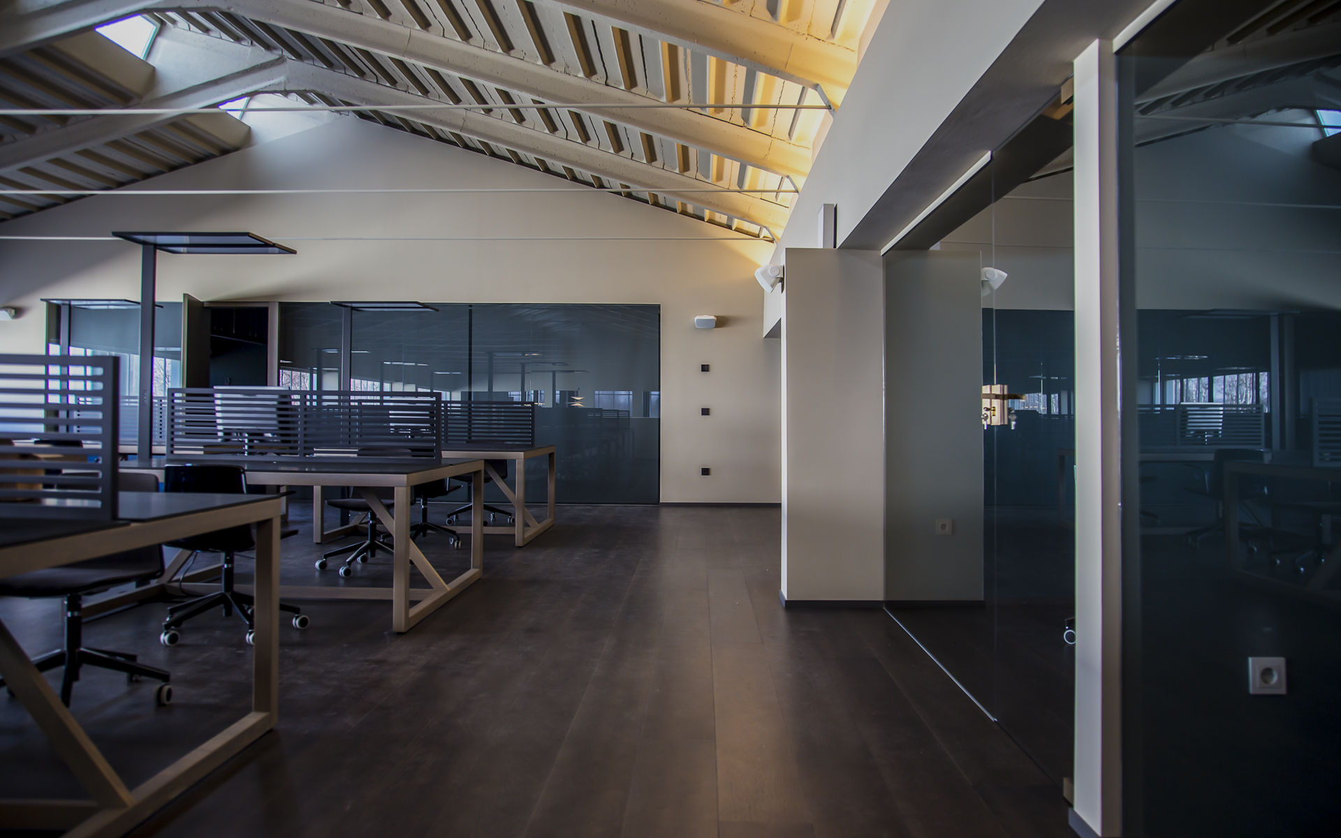 Workplace lighting