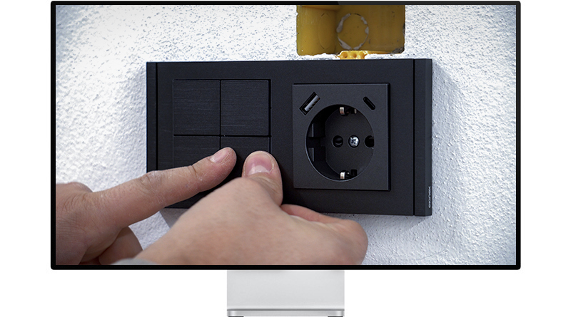 71 Flank Serie Installation - Push button with thermostat and electrical socket for 2-seater plate