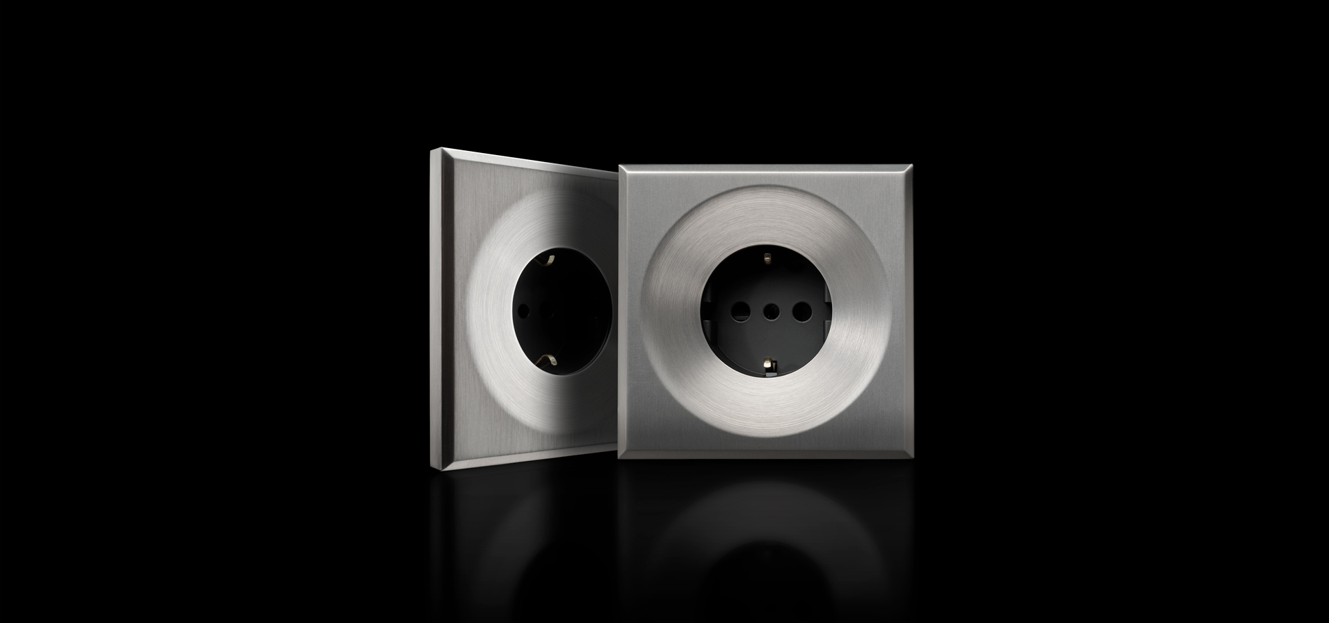 Ekinex ERA socket and button