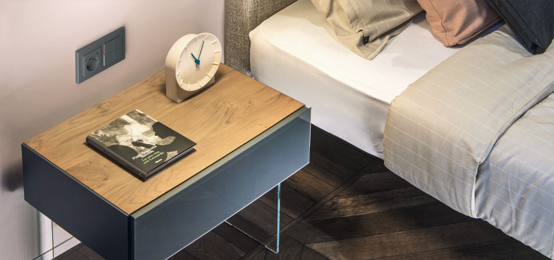 Schuko ve Hızlı Şarj USB Portlu Deep Çiftli Plaka