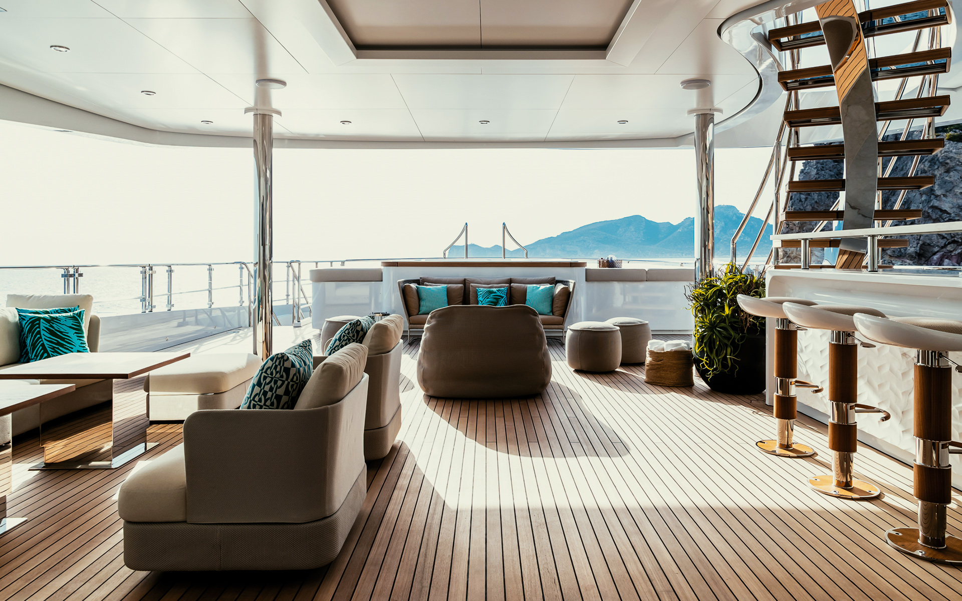 Marine and Luxury Yachts